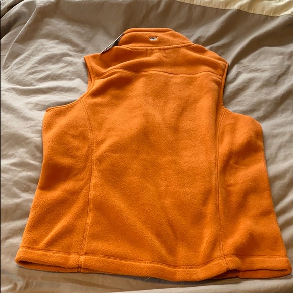 NWT Vineyard Vines Vest - Picture 2 of 5